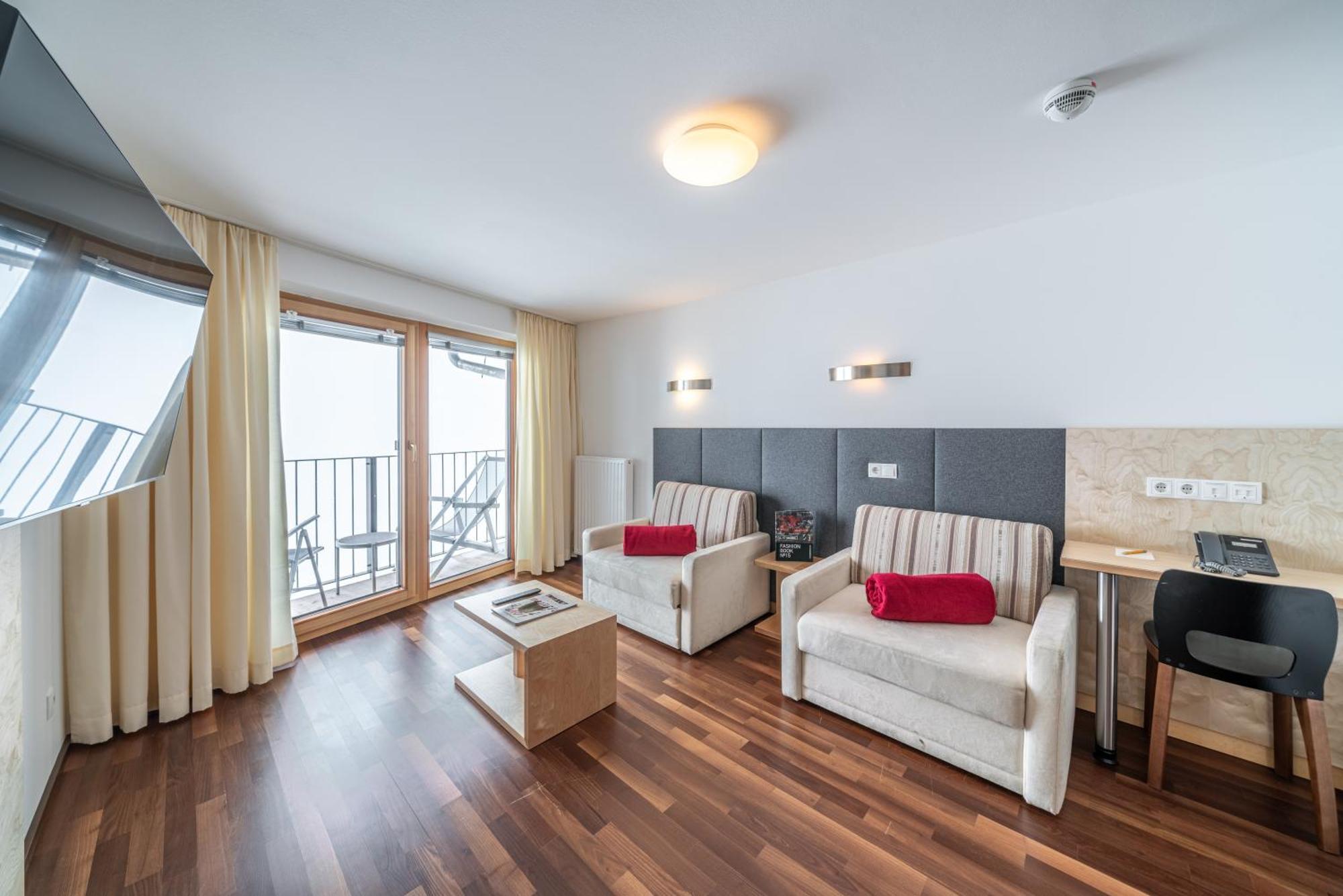 Hotel Hochsoelden Екстер'єр фото