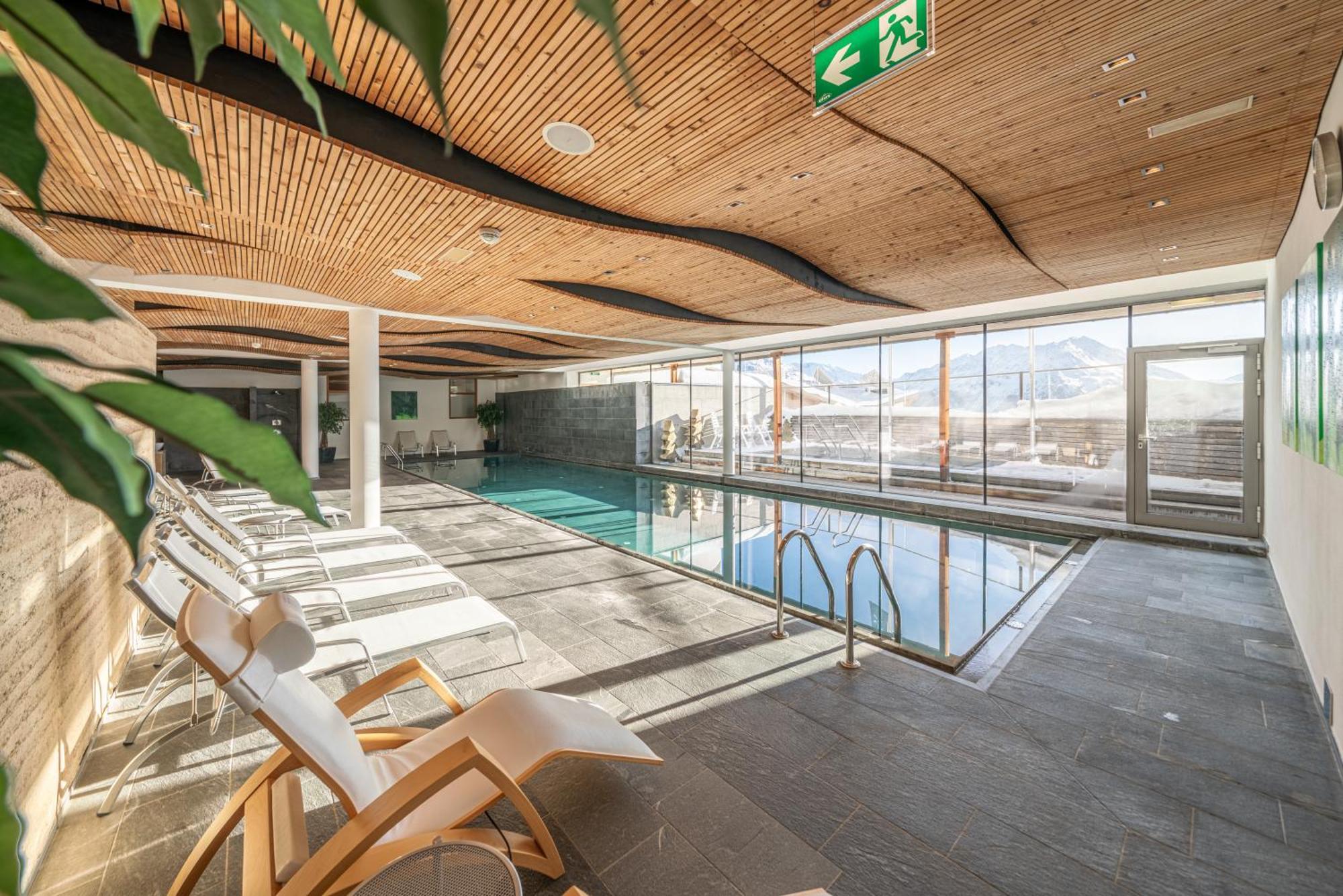 Hotel Hochsoelden Екстер'єр фото