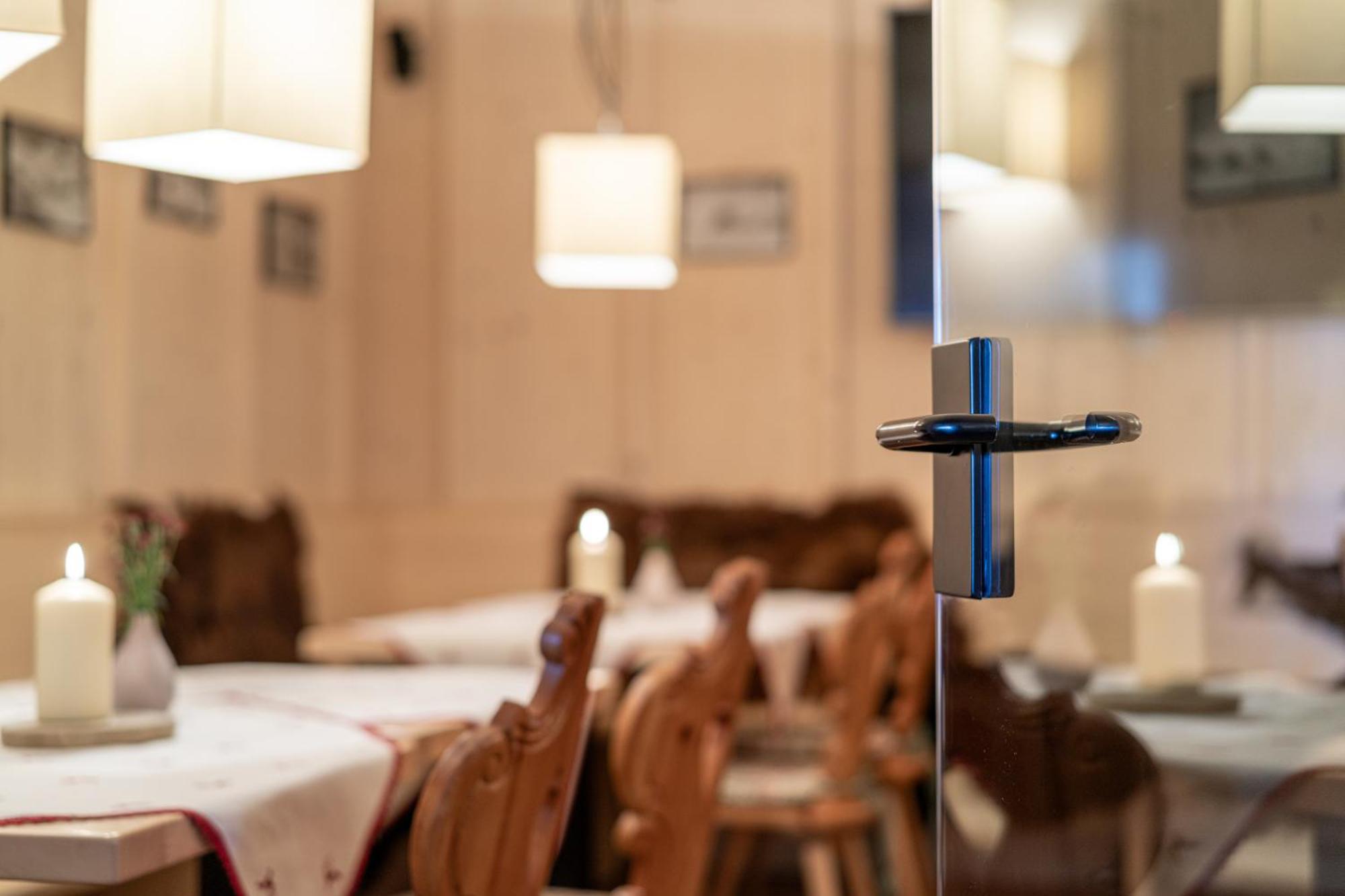 Hotel Hochsoelden Екстер'єр фото