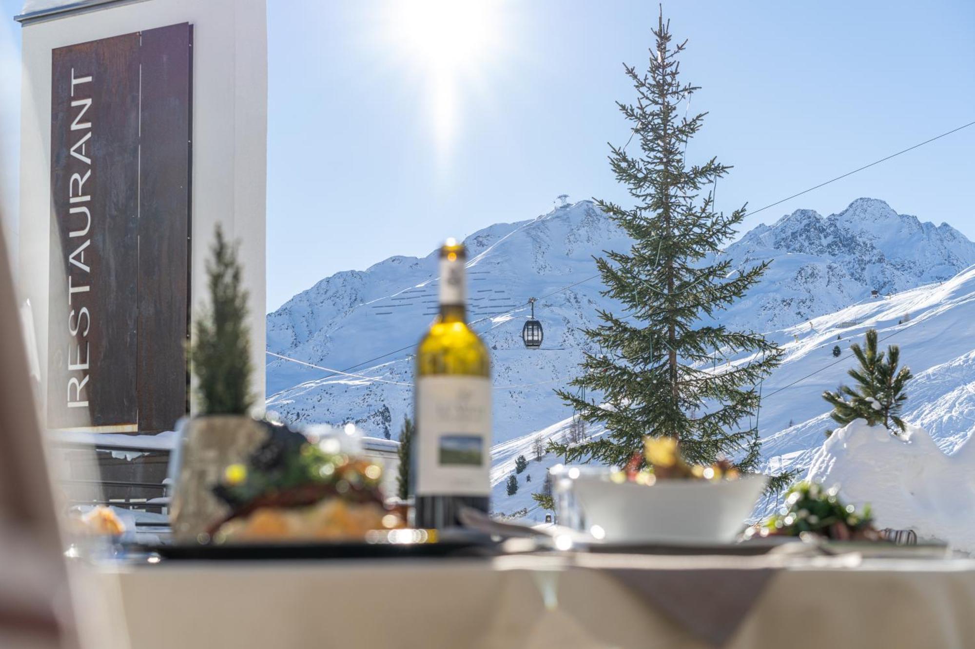 Hotel Hochsoelden Екстер'єр фото