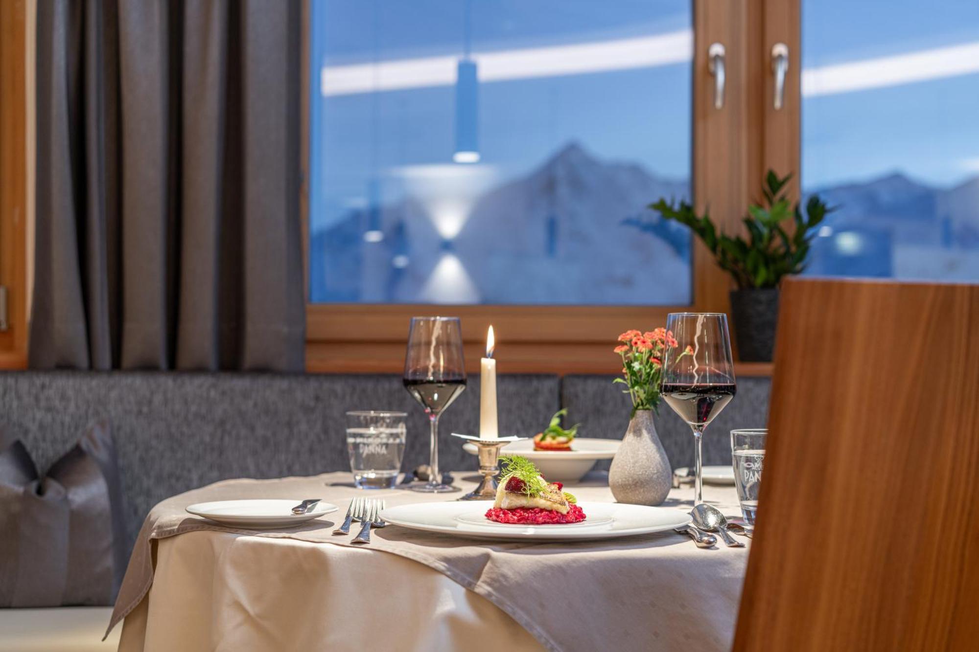 Hotel Hochsoelden Екстер'єр фото