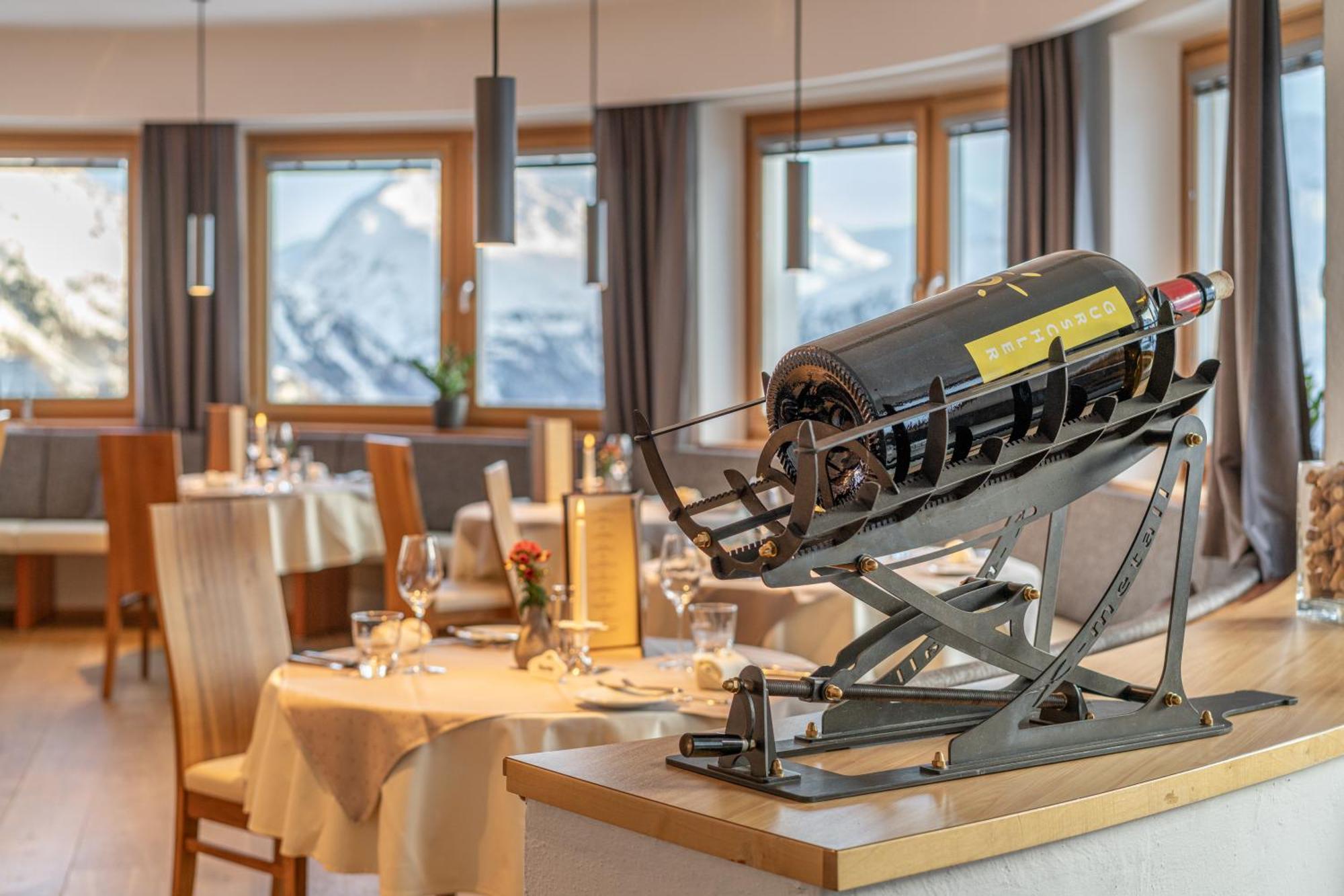 Hotel Hochsoelden Екстер'єр фото