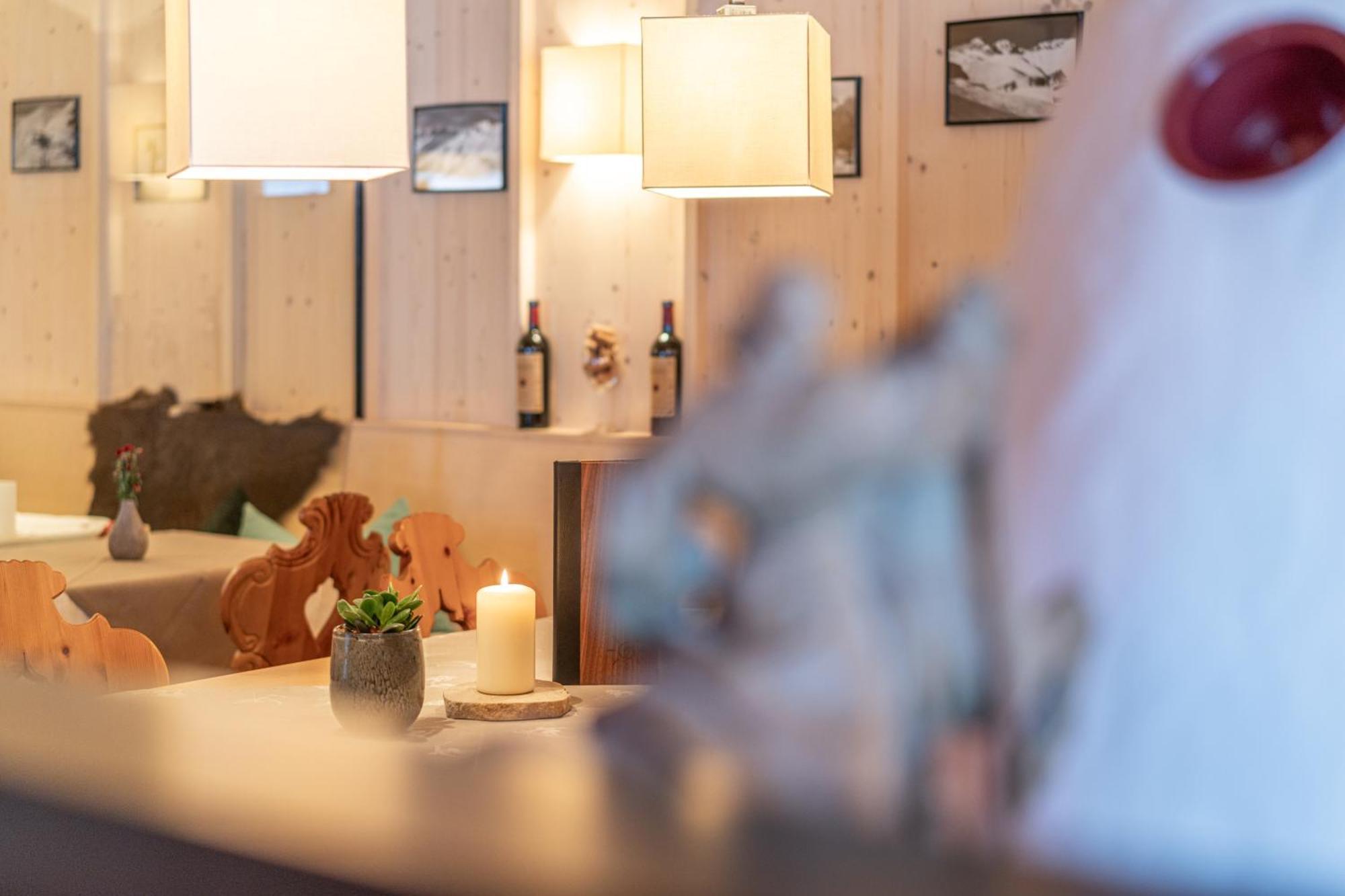 Hotel Hochsoelden Екстер'єр фото