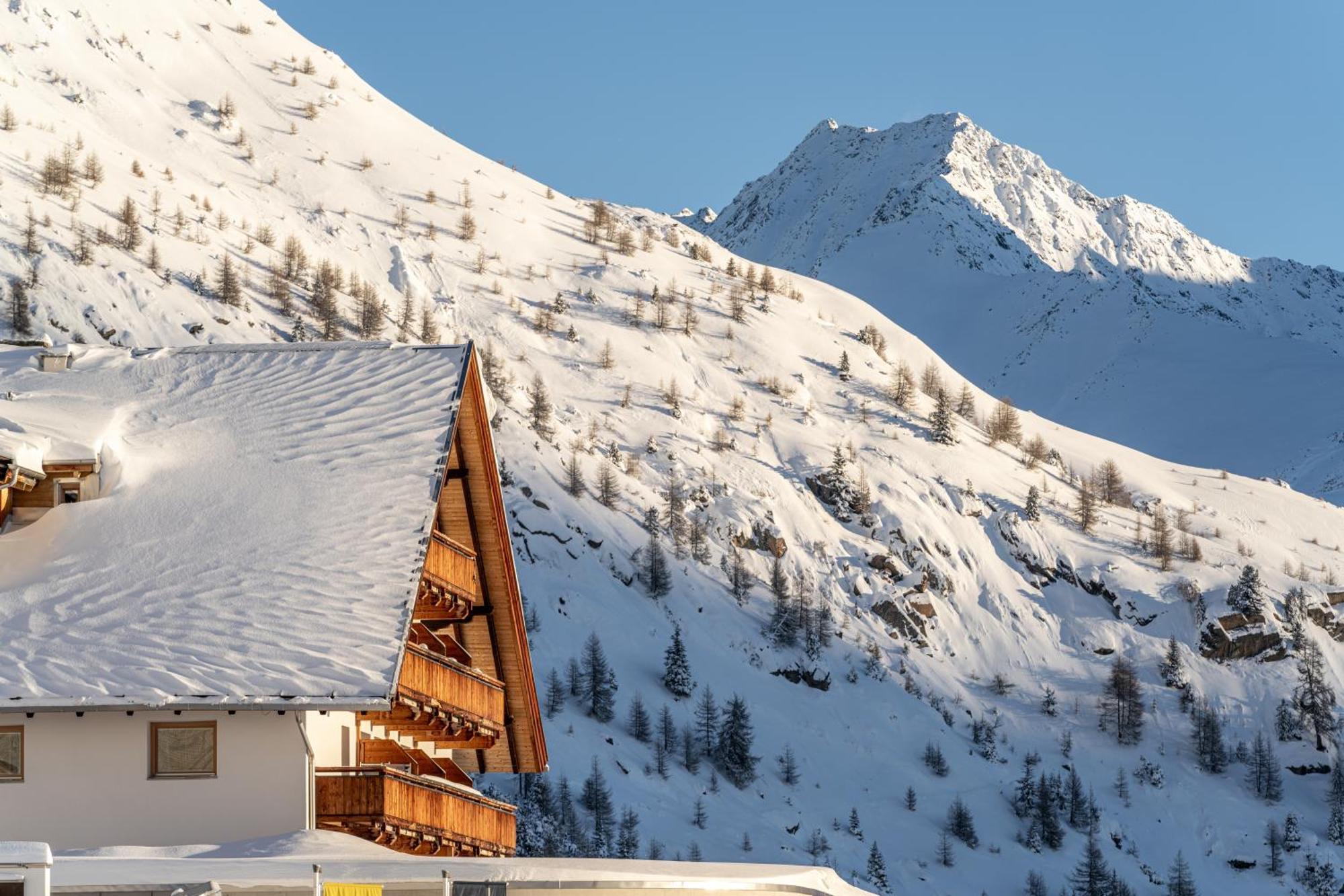 Hotel Hochsoelden Екстер'єр фото